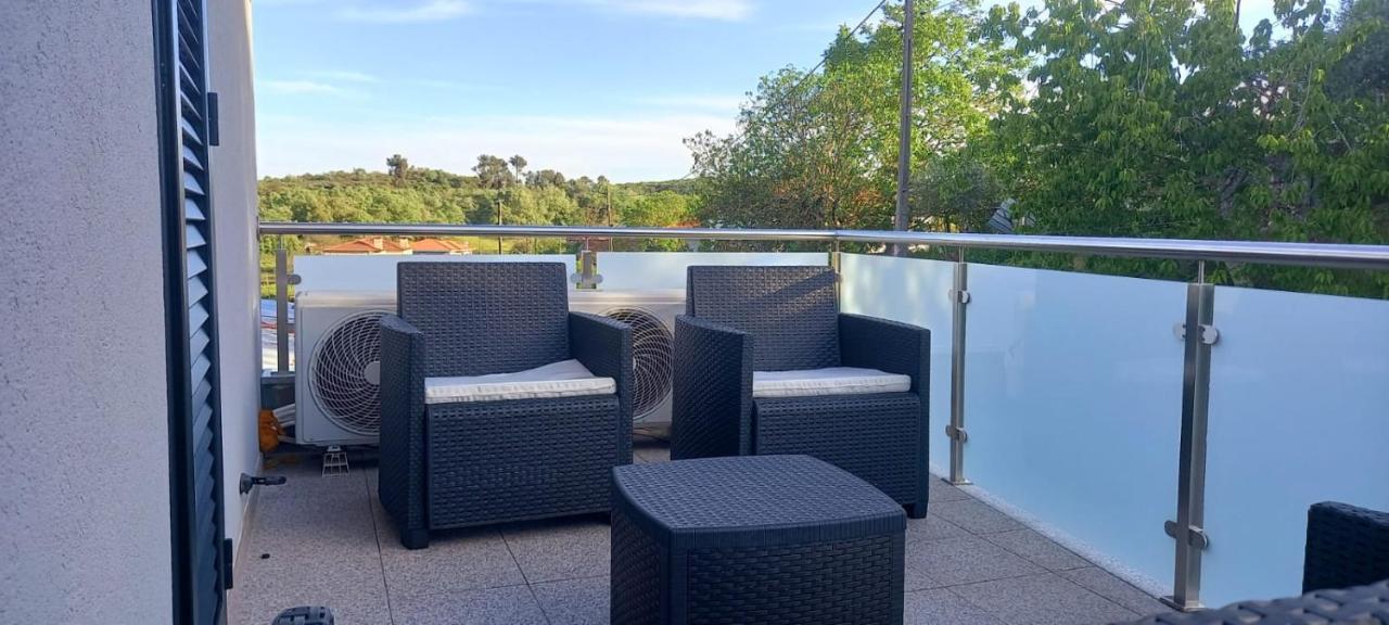 Holiday home Superb Bruzende Village *